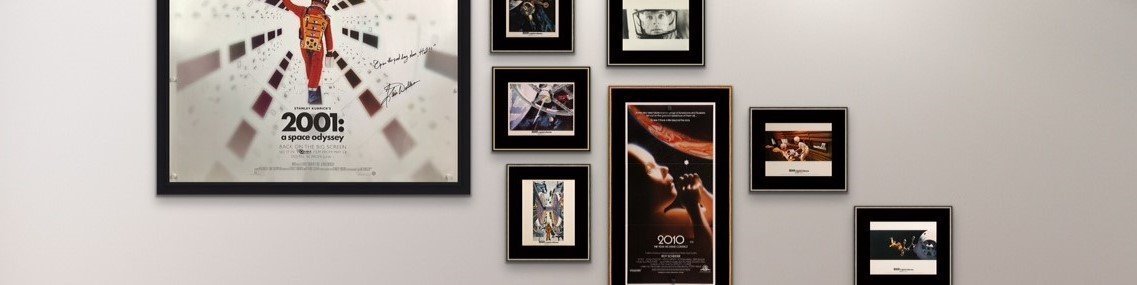 Salon Hanging and Creating a Fantastic Cluster Wall