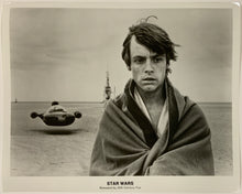 Load image into Gallery viewer, An original 8x10 movie still for the George Lucas film Star Wars / Episode 4 / A New Hope
