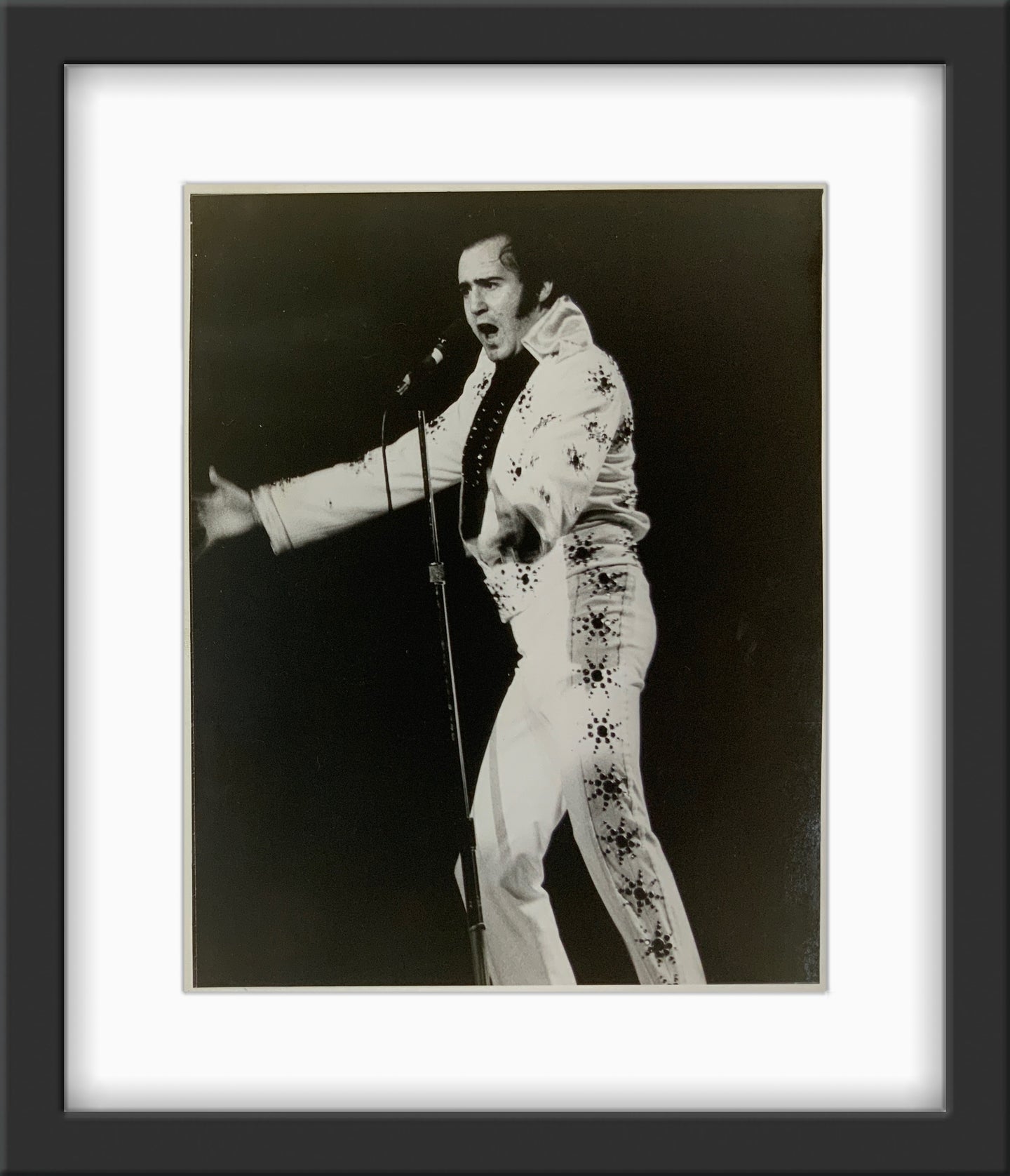 An original still for the TV show Andy Kaufman Plays Carnegie Hall
