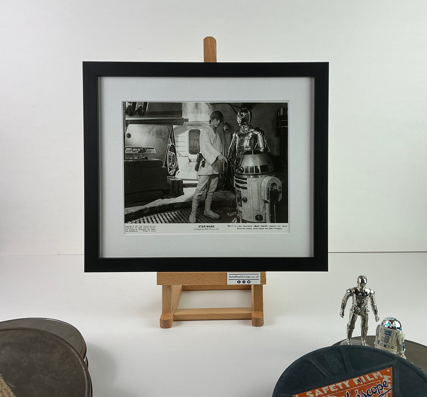 An original 8x10 movie still for the film George Lucas film Star Wars