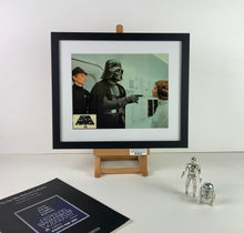 Load image into Gallery viewer, An original French lobby card for the Geroge Lucas film Star Wars (1977) / A New Hope