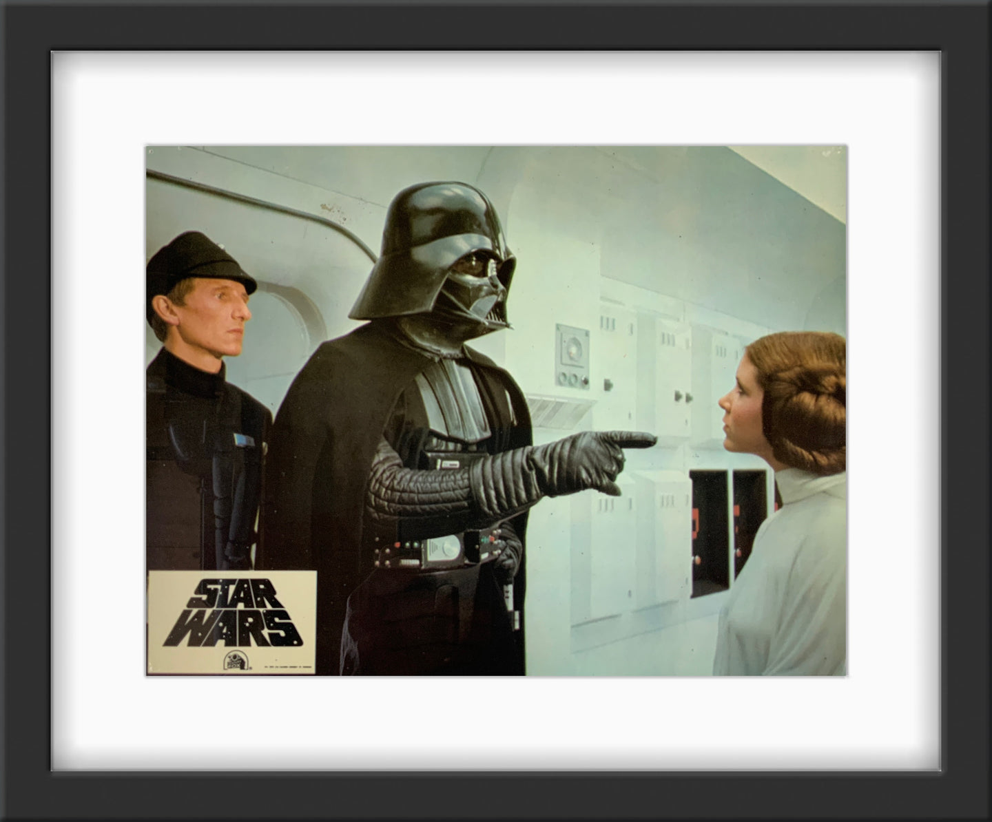 An original French lobby card for the Geroge Lucas film Star Wars (1977) / A New Hope