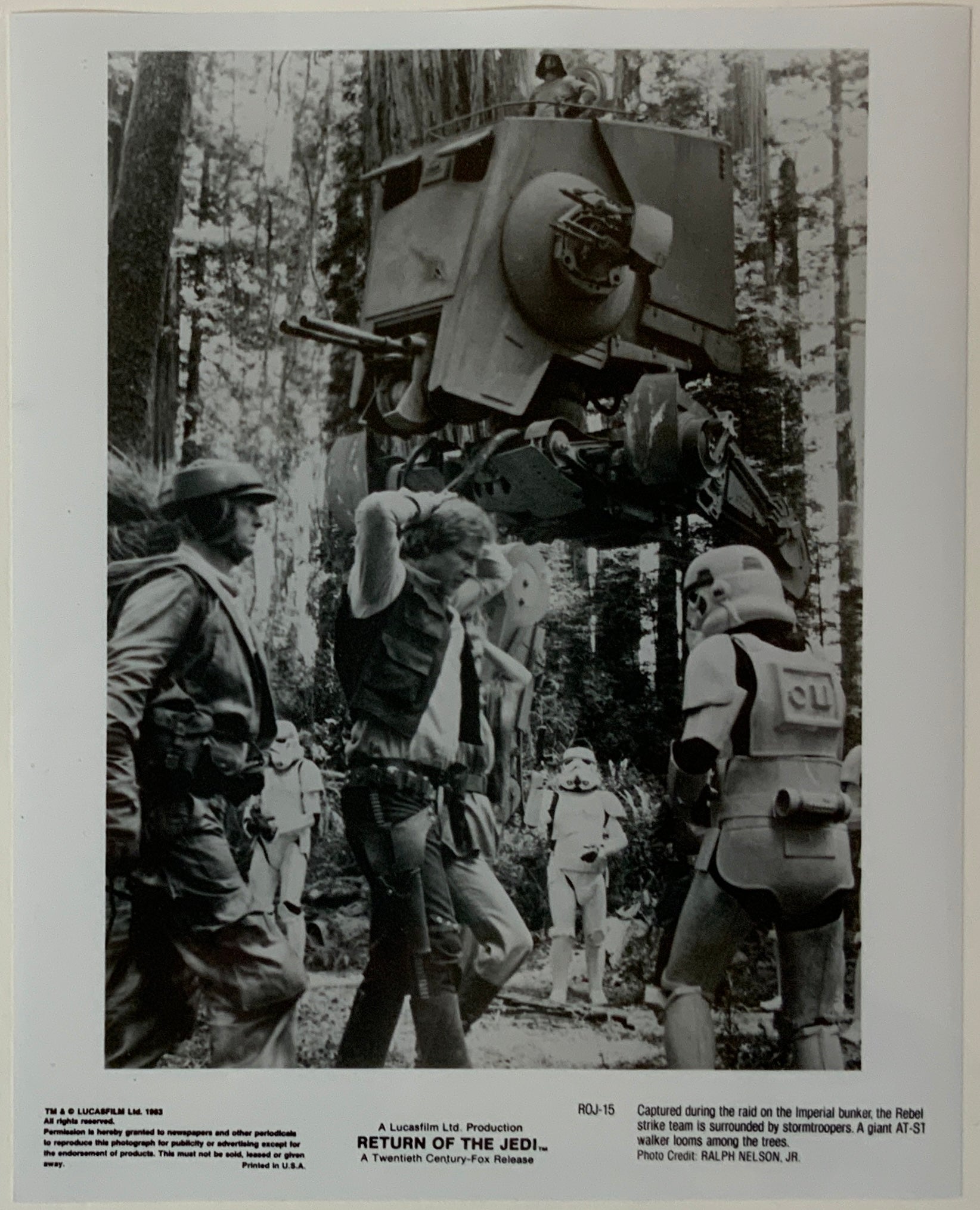 An original 8x10 movie still for the Star Wars film Return of the Jedi