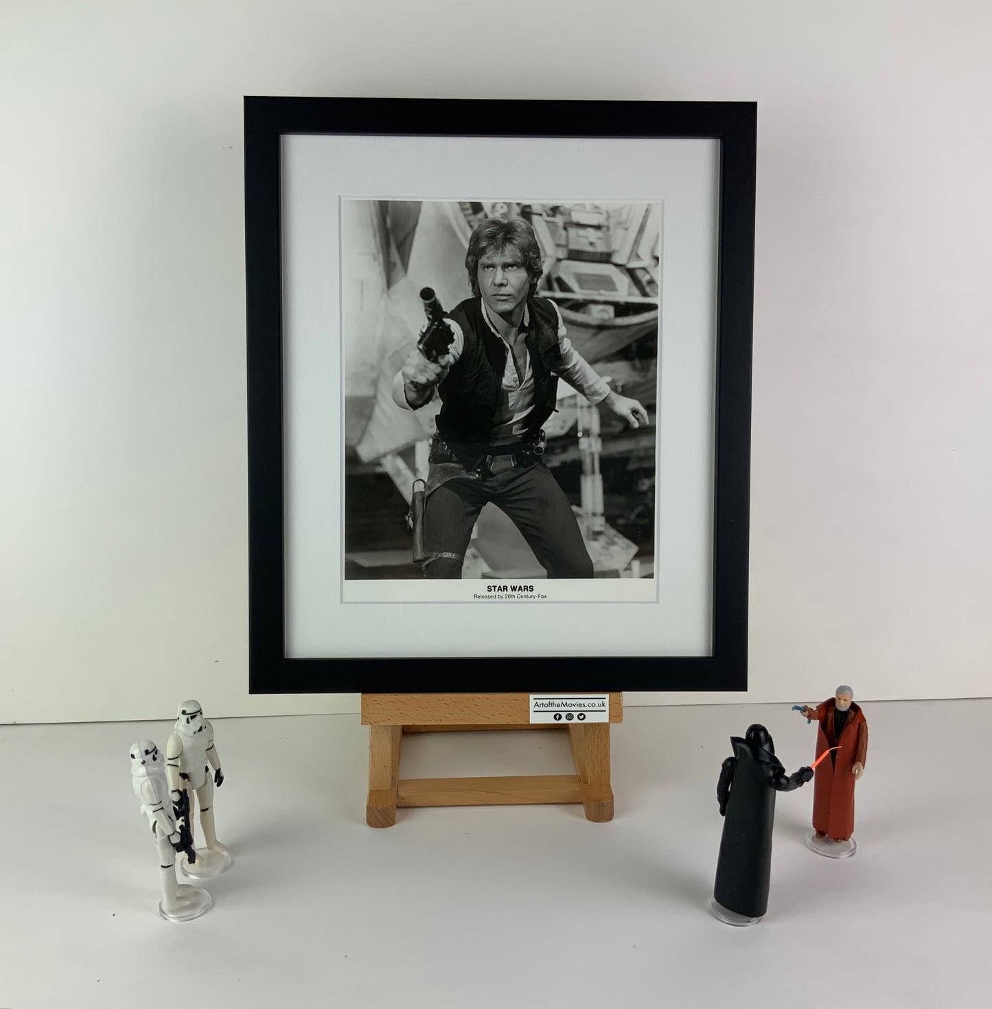 An original 8x10 movie still for the George Lucas film Star Wars (1977)