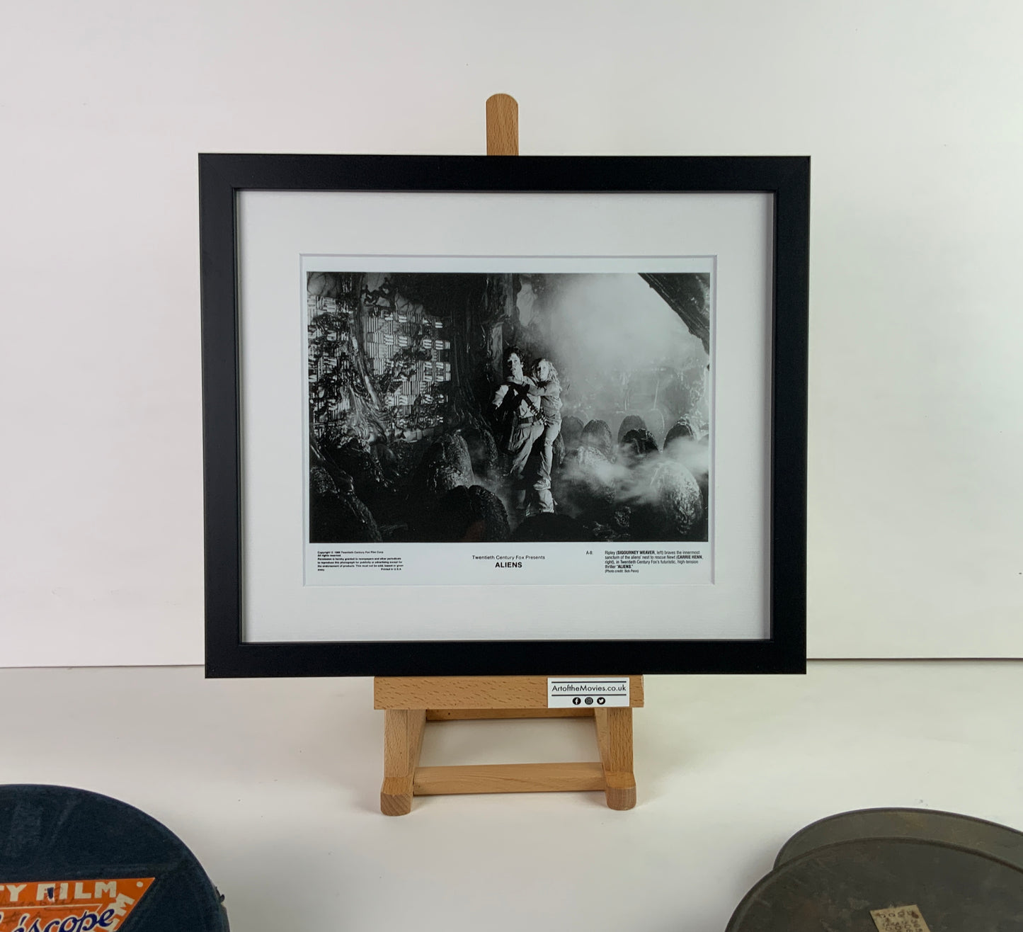 An original movie still for the film Aliens