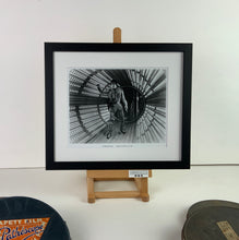 Load image into Gallery viewer, An original 8x10 movie still for the Star Wars film The Empire Strikes Back