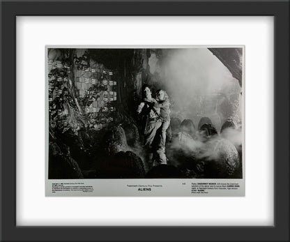 An original movie still for the film Aliens