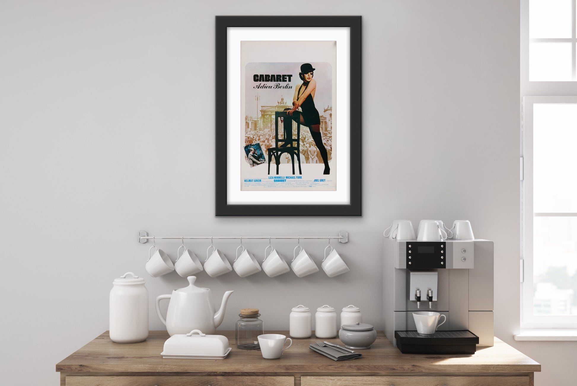 An original Belgian movie poster for the Liza Minnelli film Cabaret