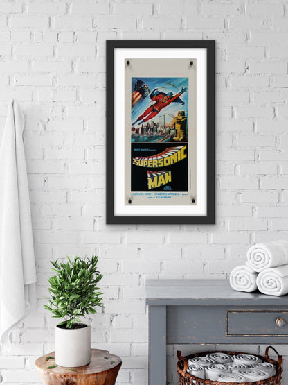 An original Italian Locandina movie poster for the Spanish film Supersonic Man