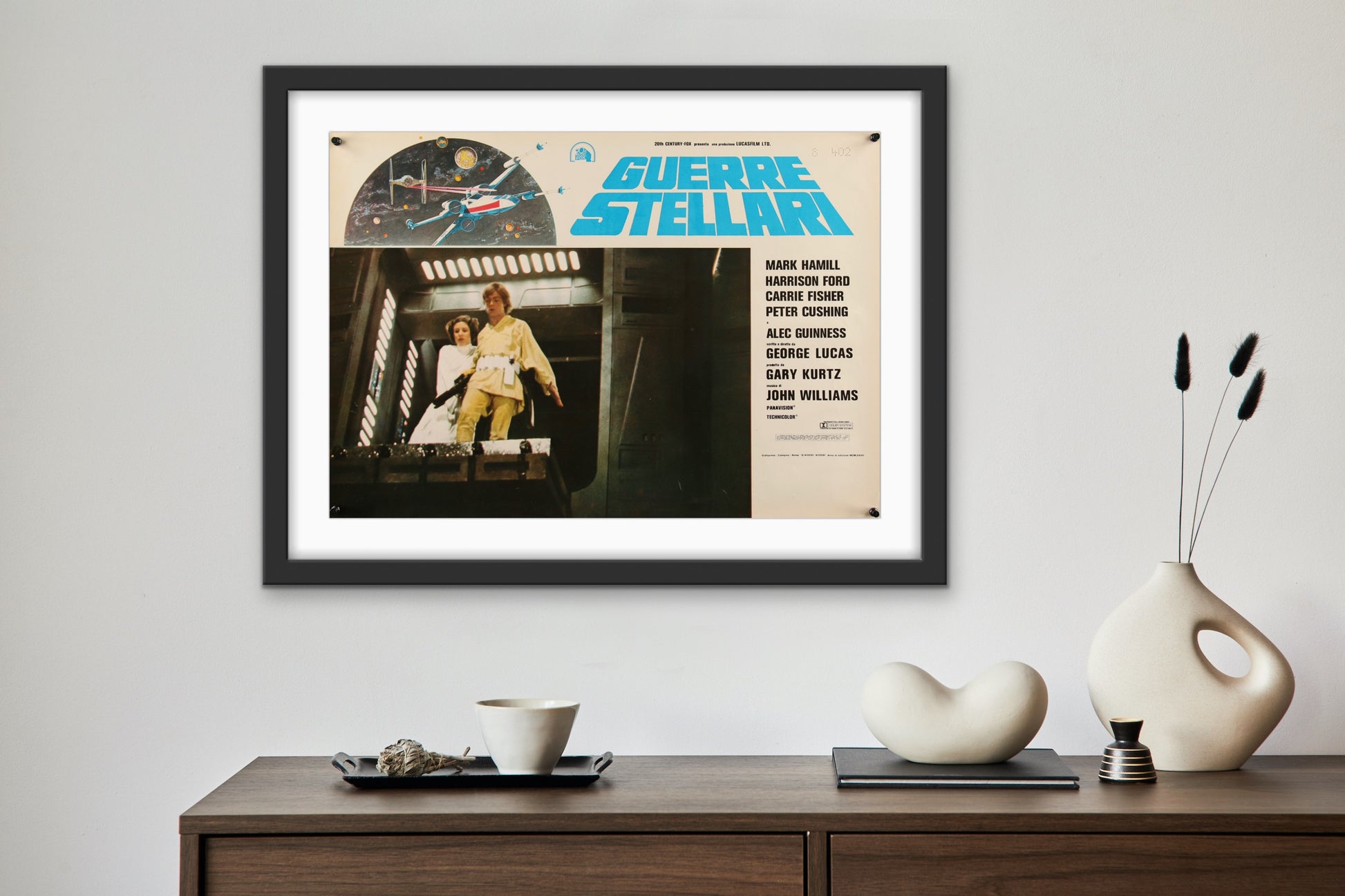 An original Italian photobusta for Star Wars / A New Hope / Episode IV / 4